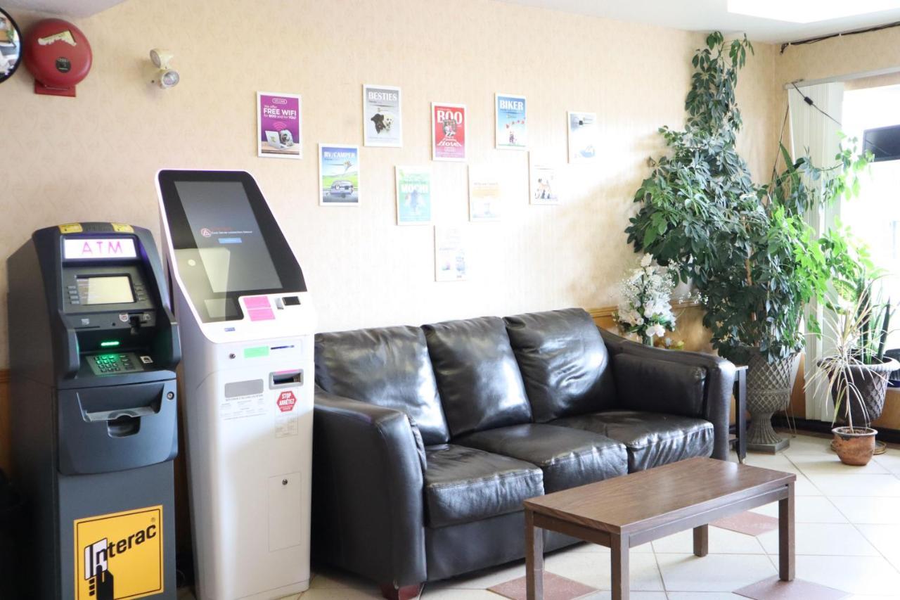 Destination Family Hotel Whitehorse Buitenkant foto